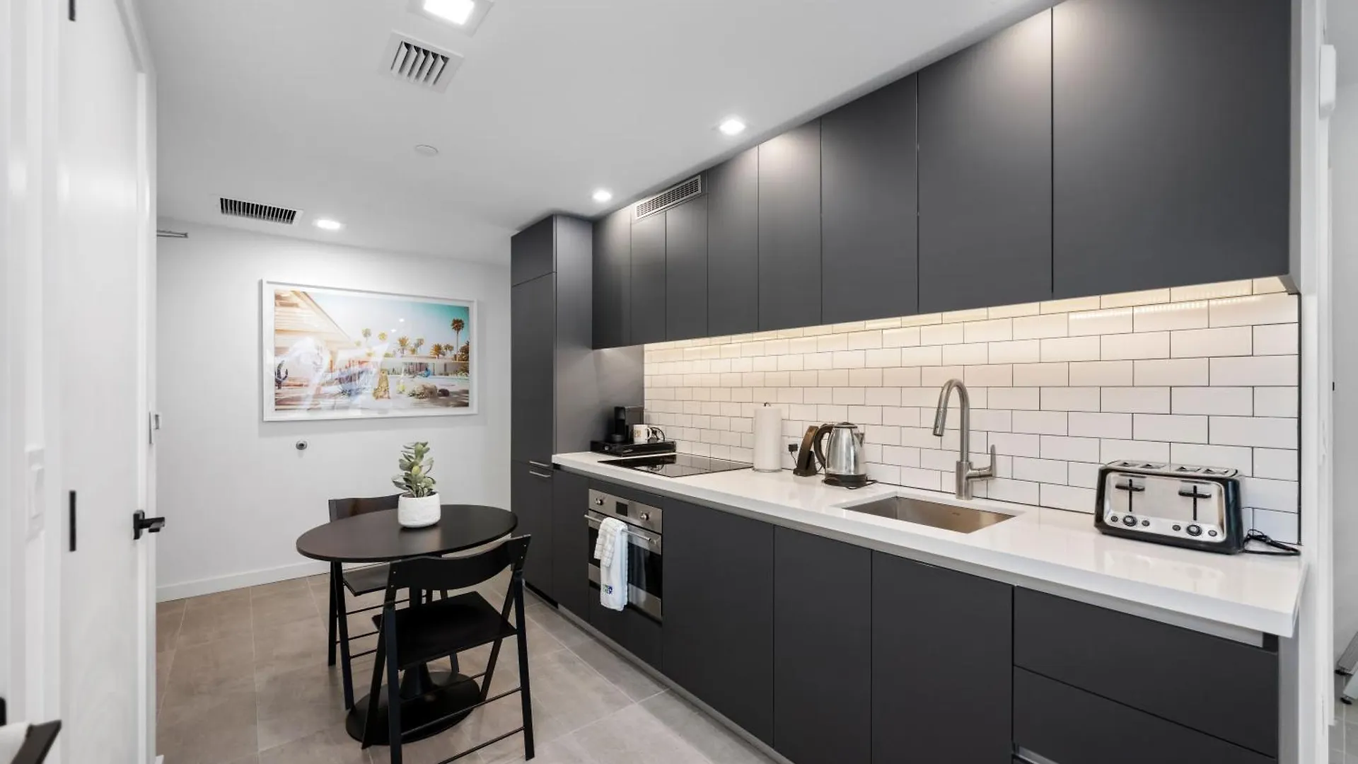 227 Condominium By Ionica Apartmán