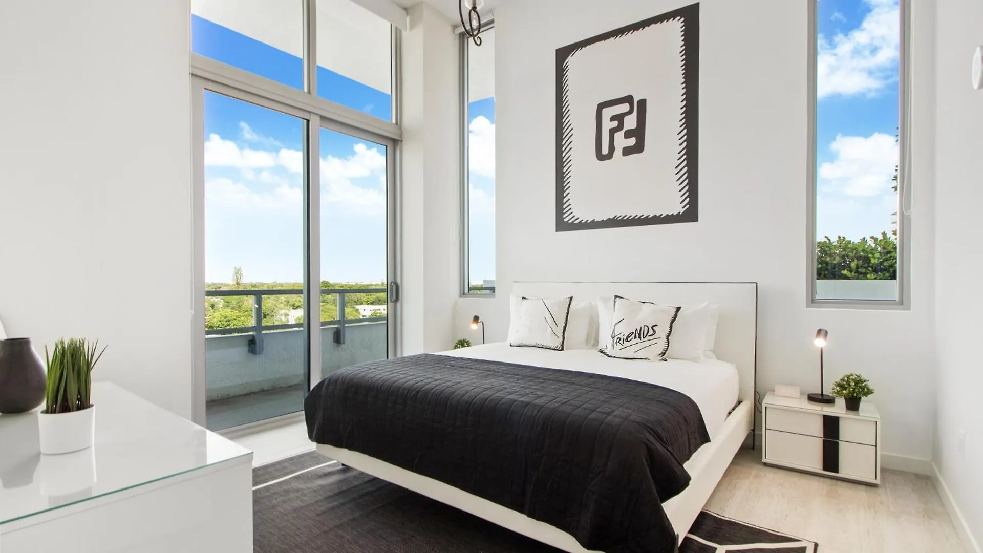 Quadro Residences By Ionica