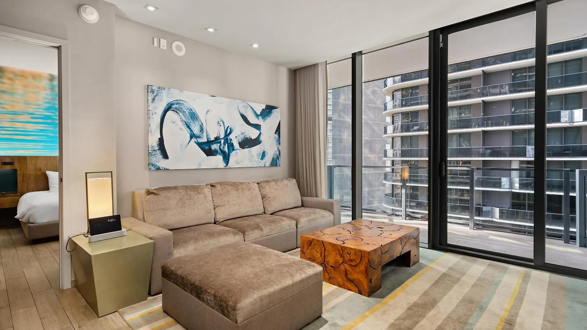 East Hotel 4*