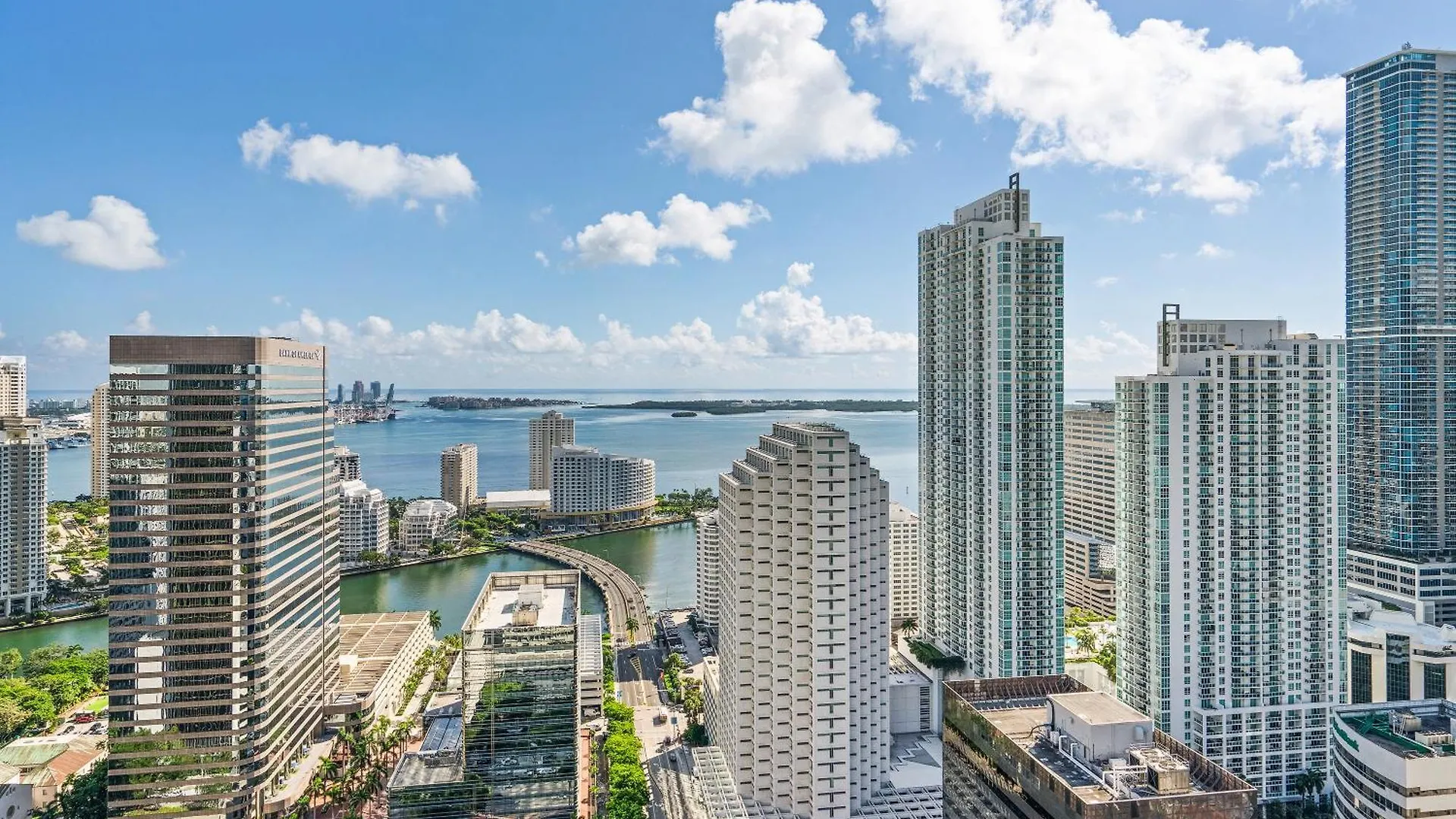 Hotel East Miami