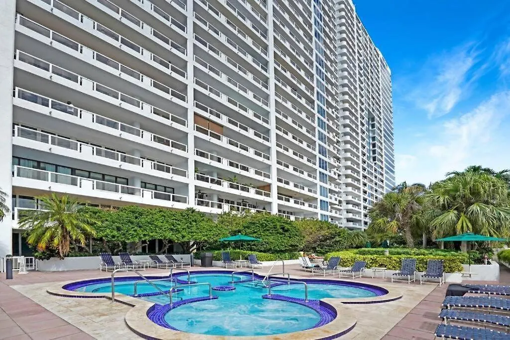 Apartment Blue Moon! In The Lap Of Luxury And Brand New! Miami