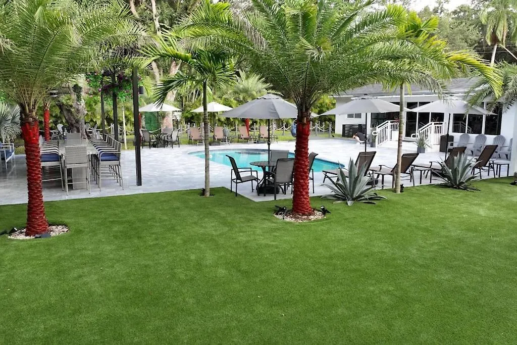 With Outdoor Sauna, Outdoor Bar And Pergola With Games Miami