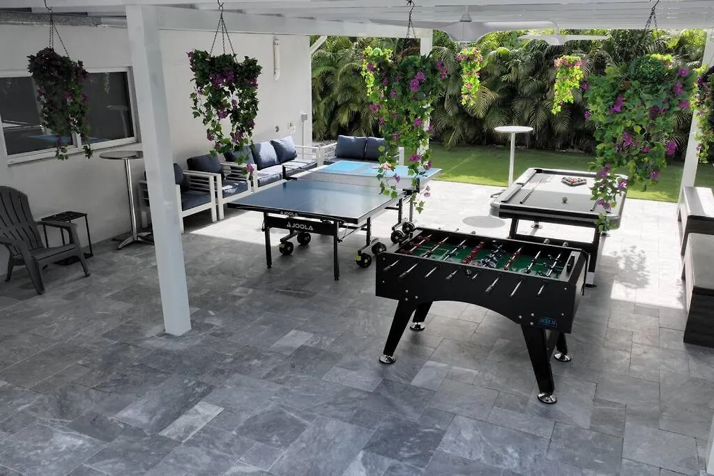 Villa With Outdoor Sauna, Outdoor Bar And Pergola With Games