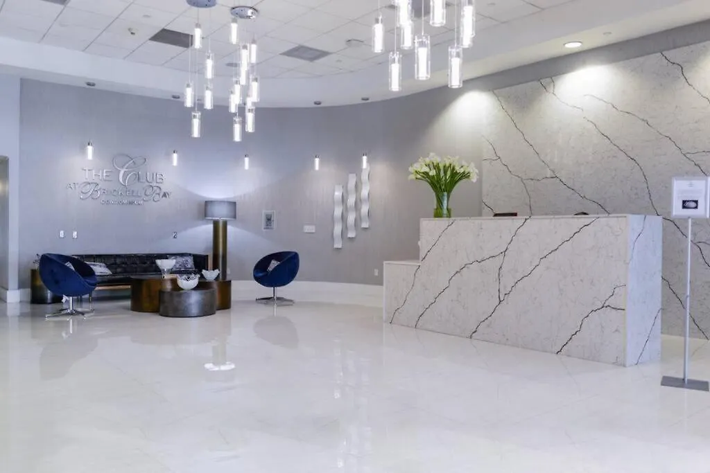 Amazing High Rise At Brickell With Pool View Apartment