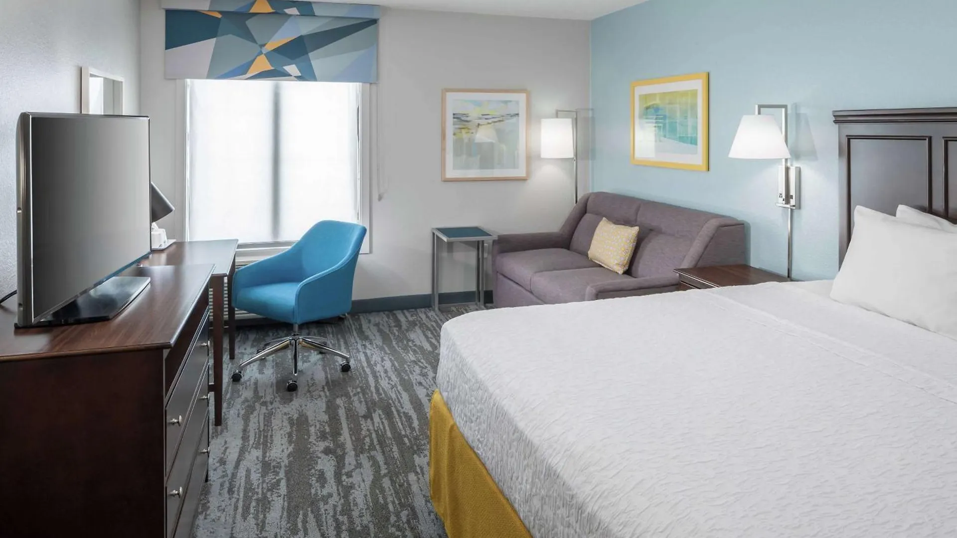 Hampton & Miami-doral Dolphin Mall 3* Miami