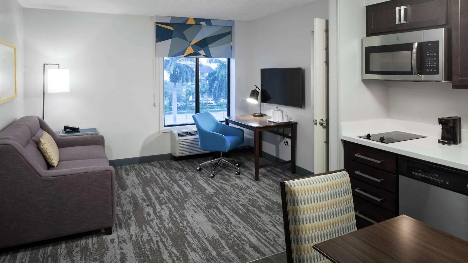 Hotel Hampton & Miami-doral Dolphin Mall Miami