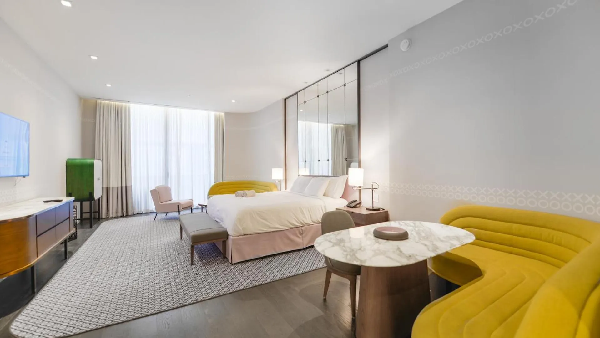 Apartment Wonderful King With Pool At Sls Lux Brickell *