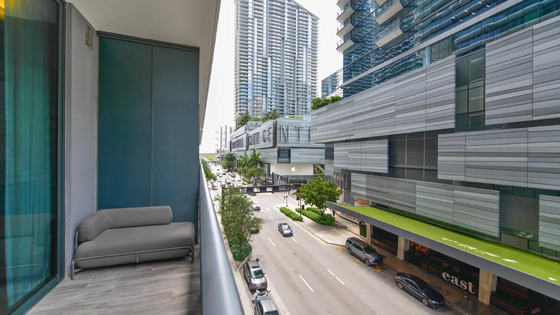 Apartment Wonderful King With Pool At Sls Lux Brickell Miami