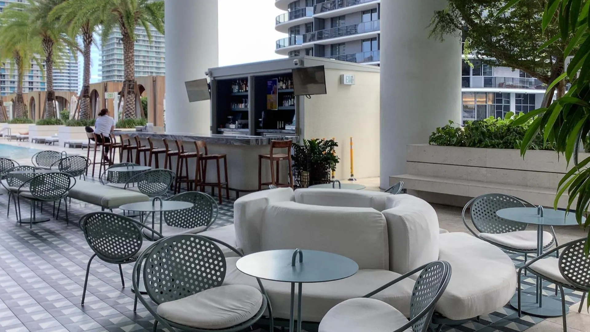 Apartment Wonderful King With Pool At Sls Lux Brickell *