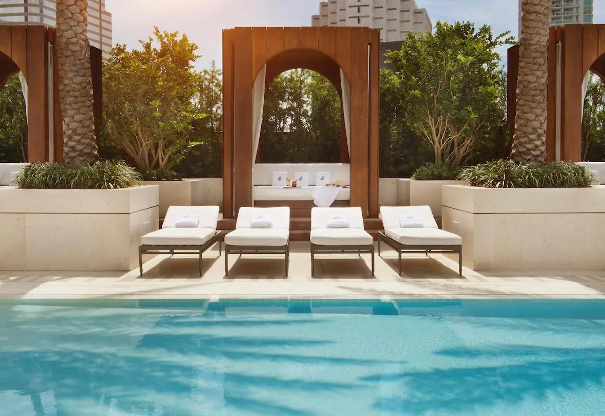 Wonderful King With Pool At Sls Lux Brickell Miami