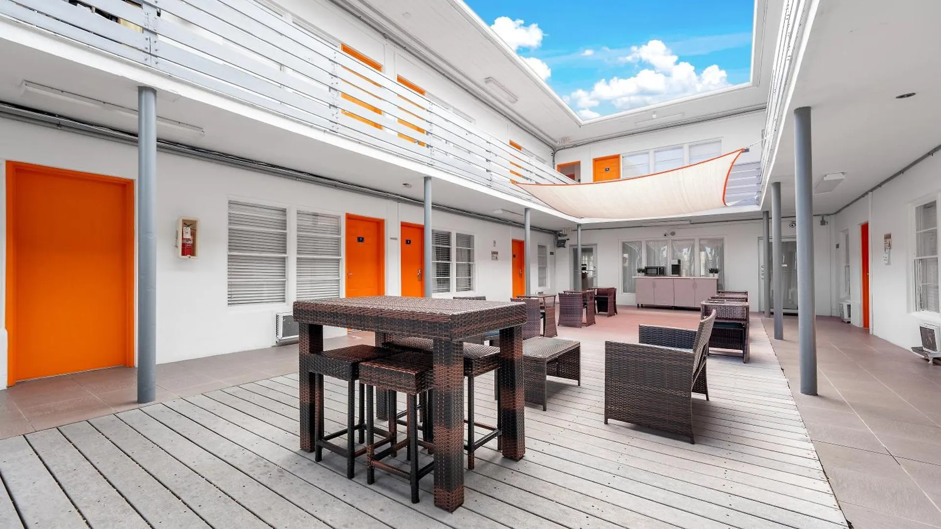 Travelodge By Wyndham Biscayne Bay Miami