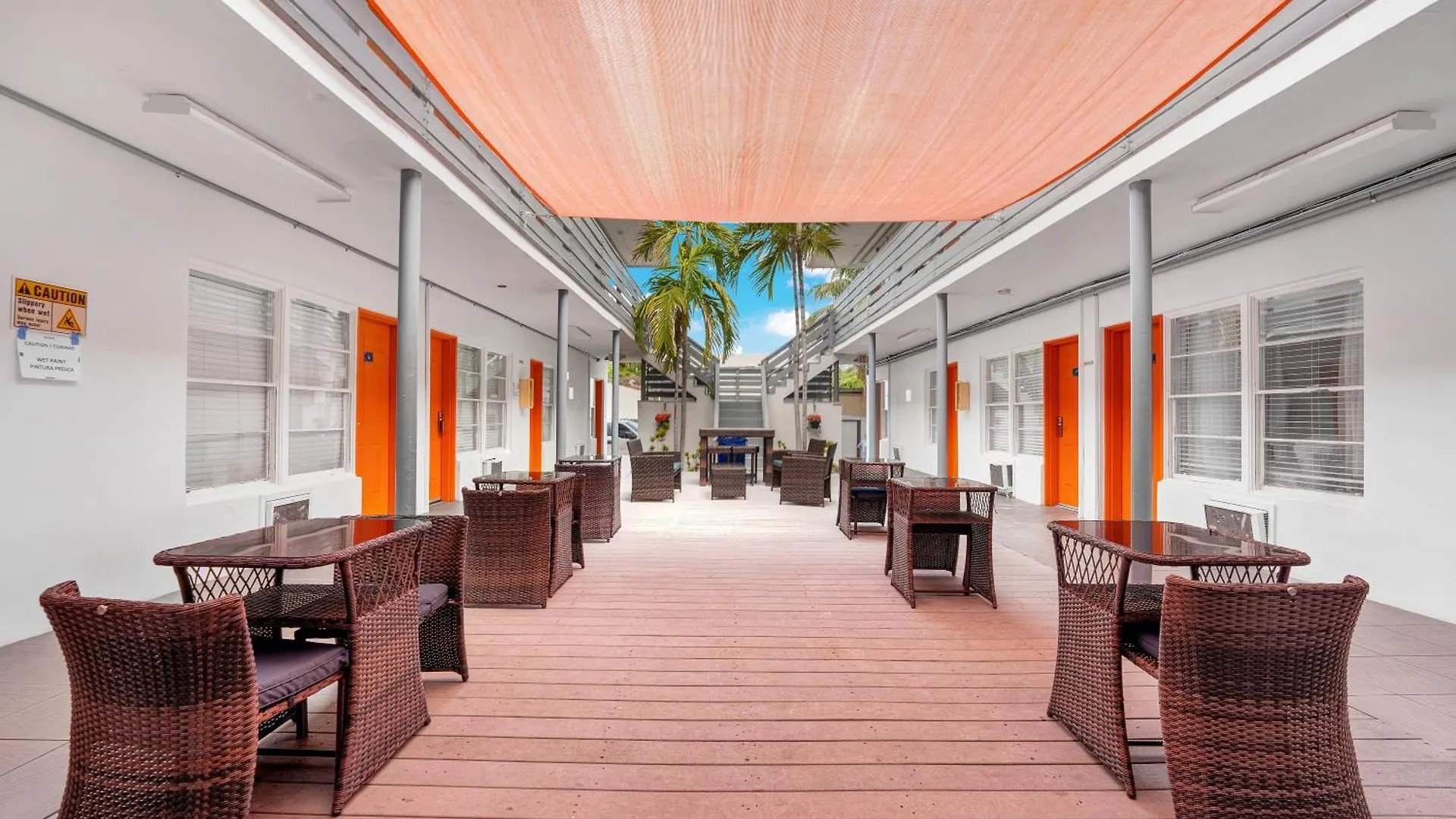 Travelodge By Wyndham Biscayne Bay Hotel
