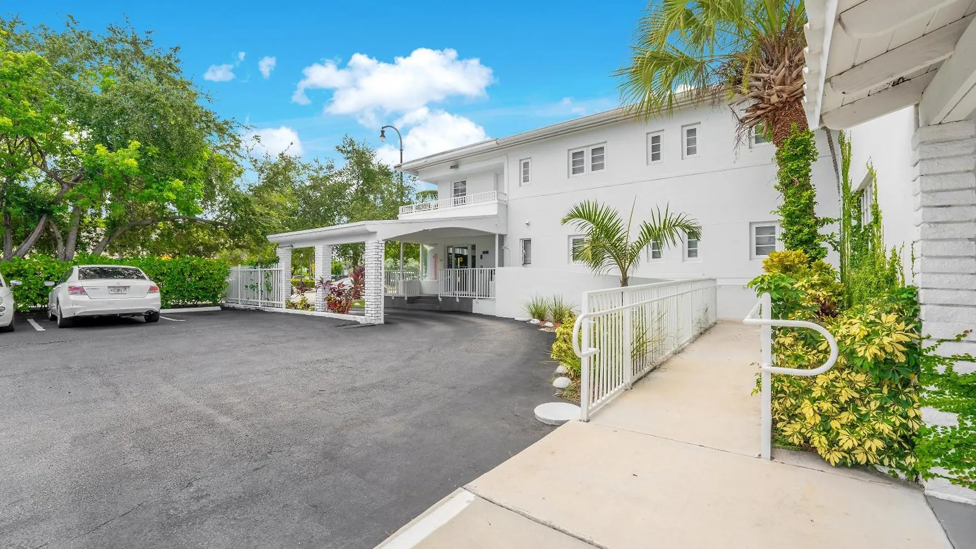 Travelodge By Wyndham Biscayne Bay 3* Miami