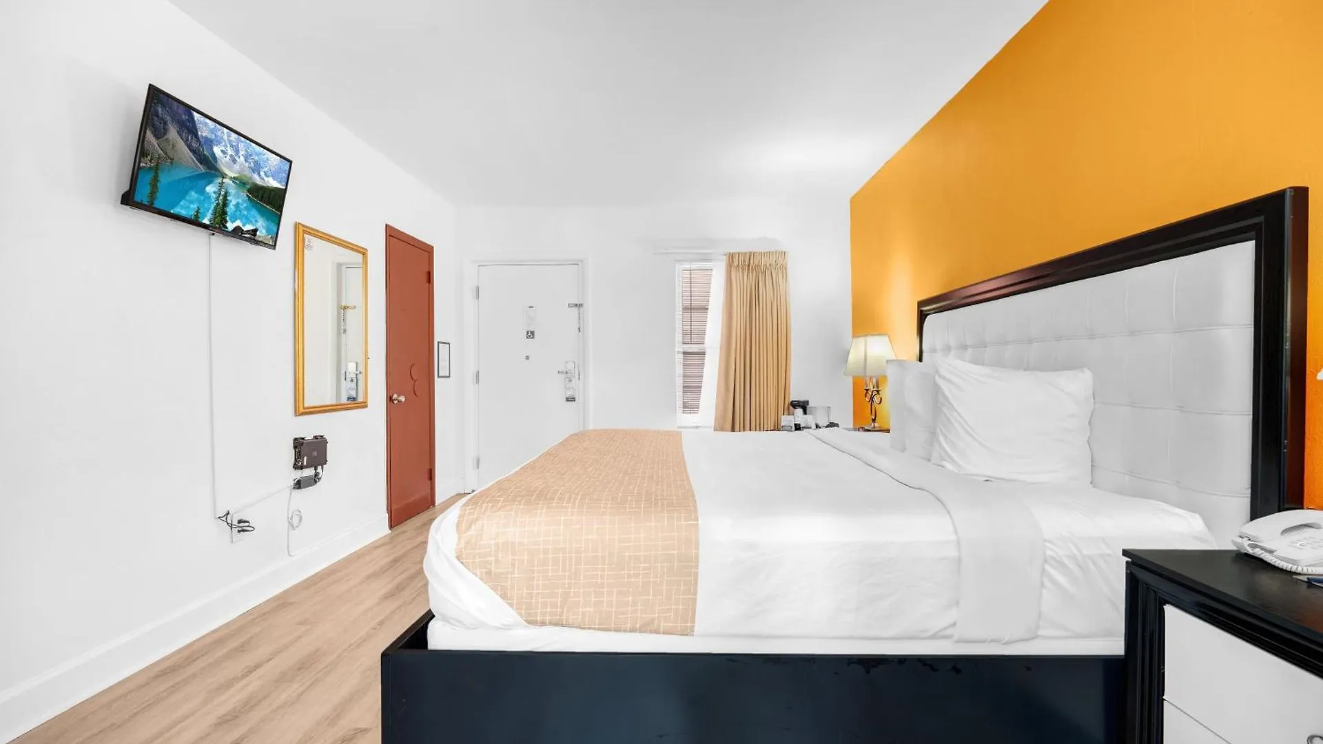 Travelodge By Wyndham Biscayne Bay 3*