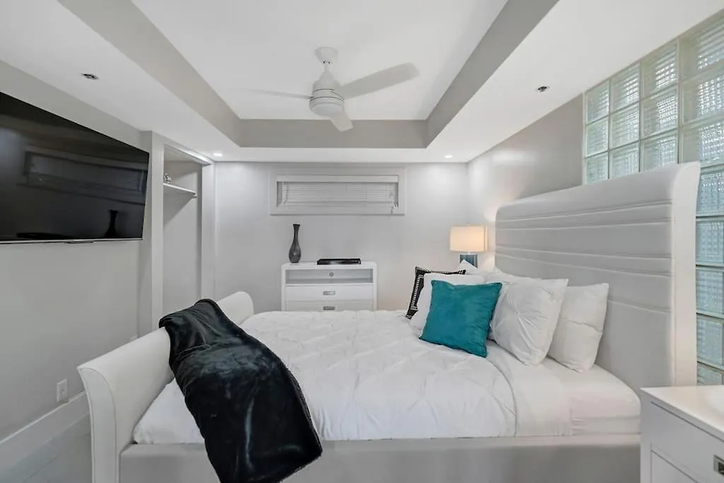 Daire Over The Moon! Skyline And Water Views! Miami