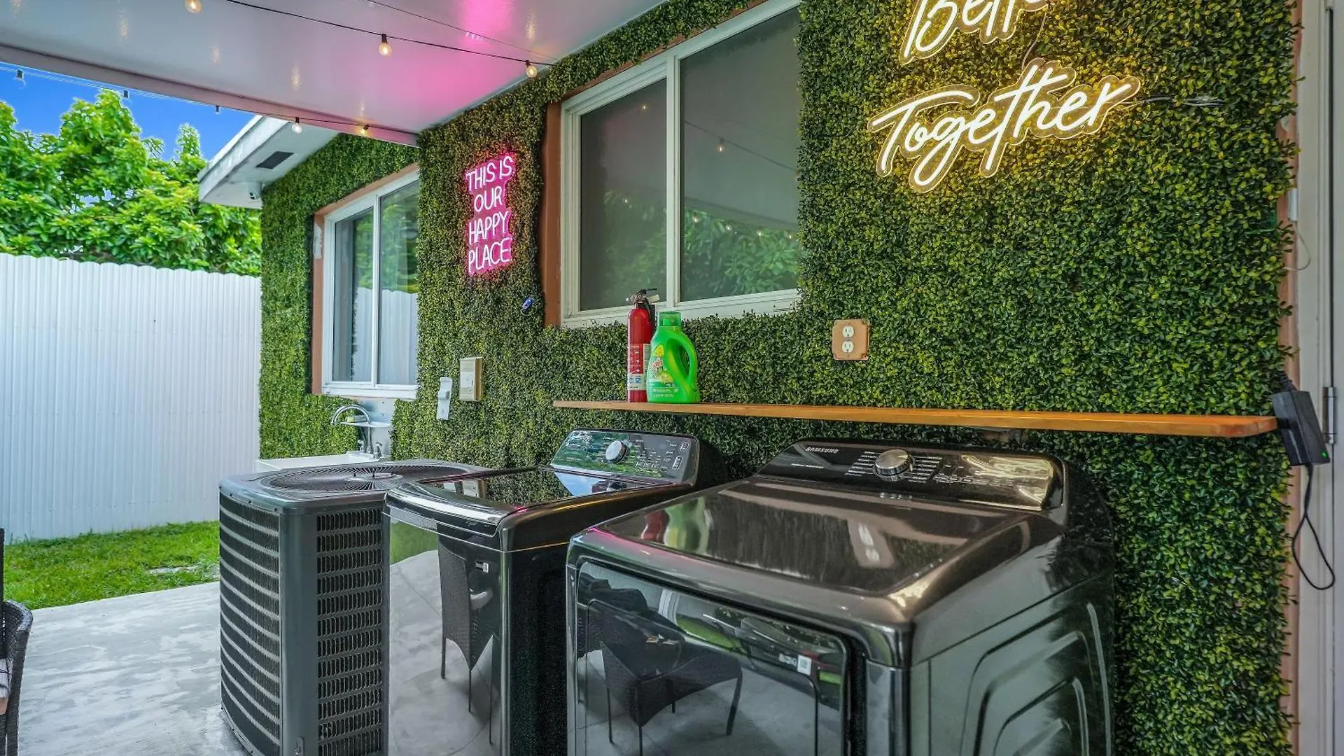 Vacay Spot Gables: Spacious Group Retreat With Game & Prime Location Miami