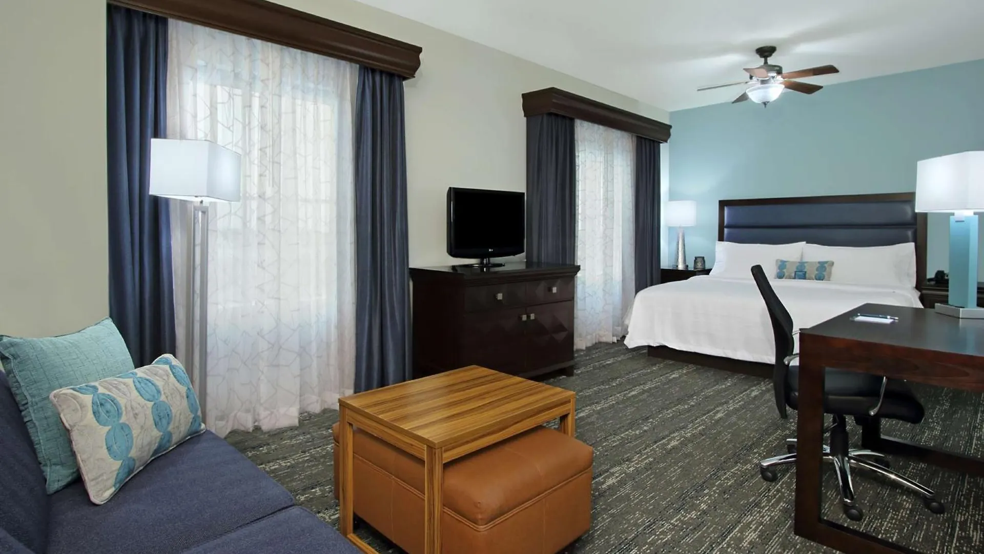 Homewood By Hilton Miami - Airport West 3*