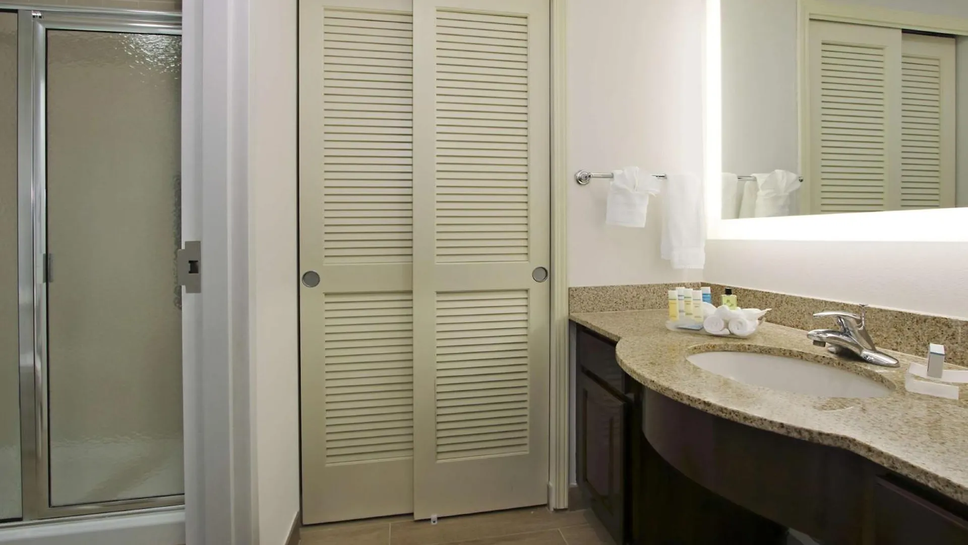 Homewood By Hilton Miami - Airport West Hotel 3*