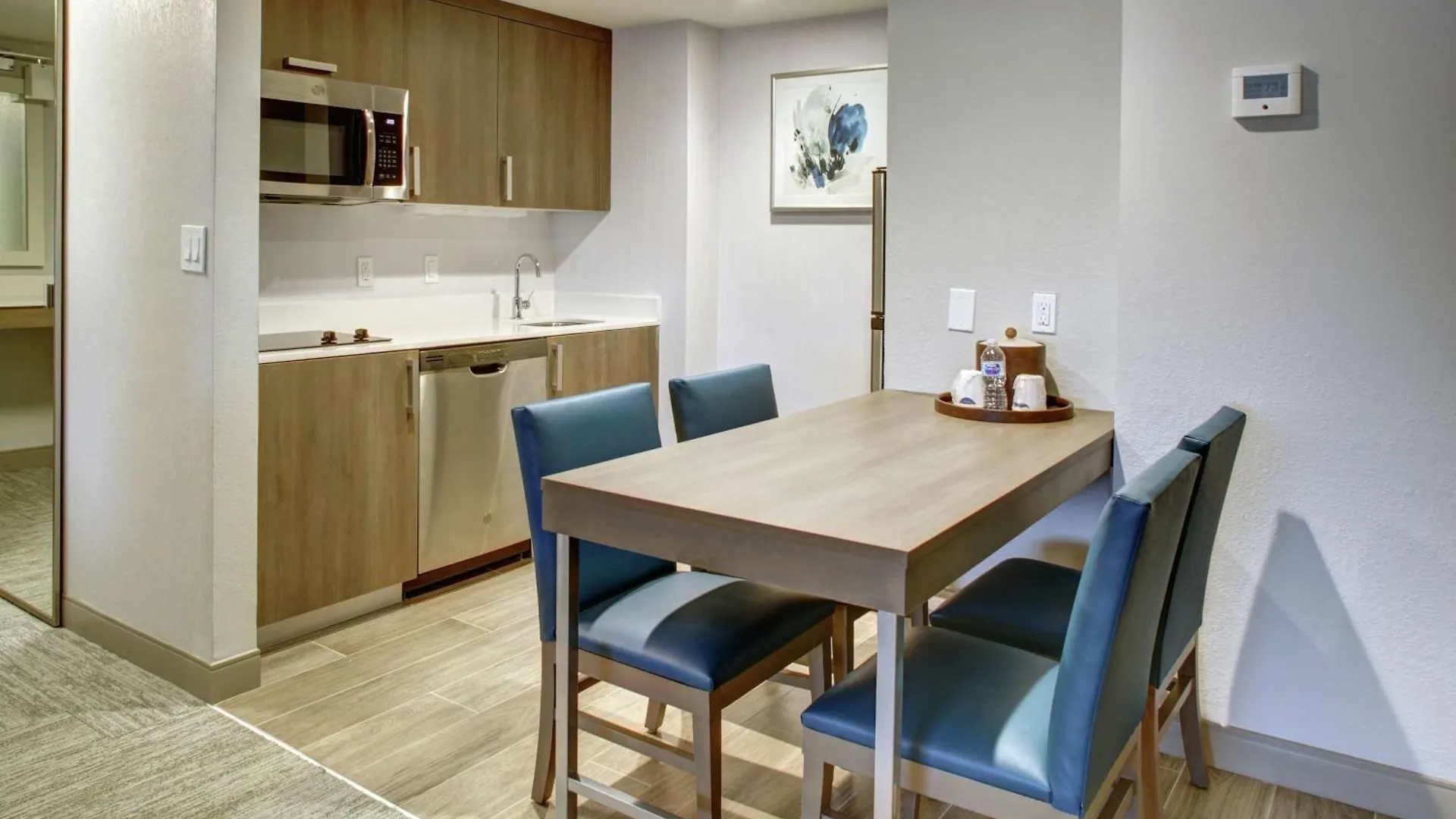 Hotel Hampton & Airport South/blue Lagoon Miami