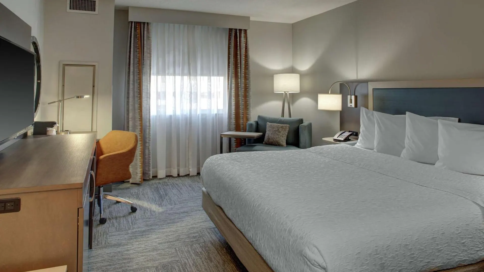 Hampton & Airport South/blue Lagoon 3* Miami