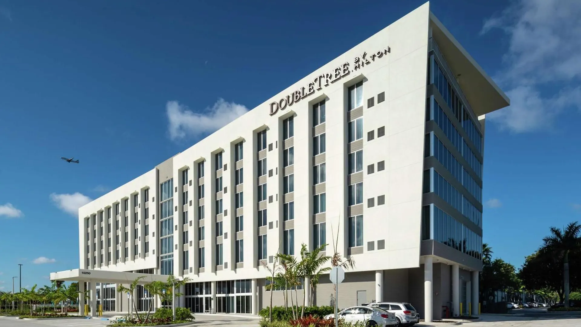 Doubletree By Hilton Miami Doral Отель Sweetwater