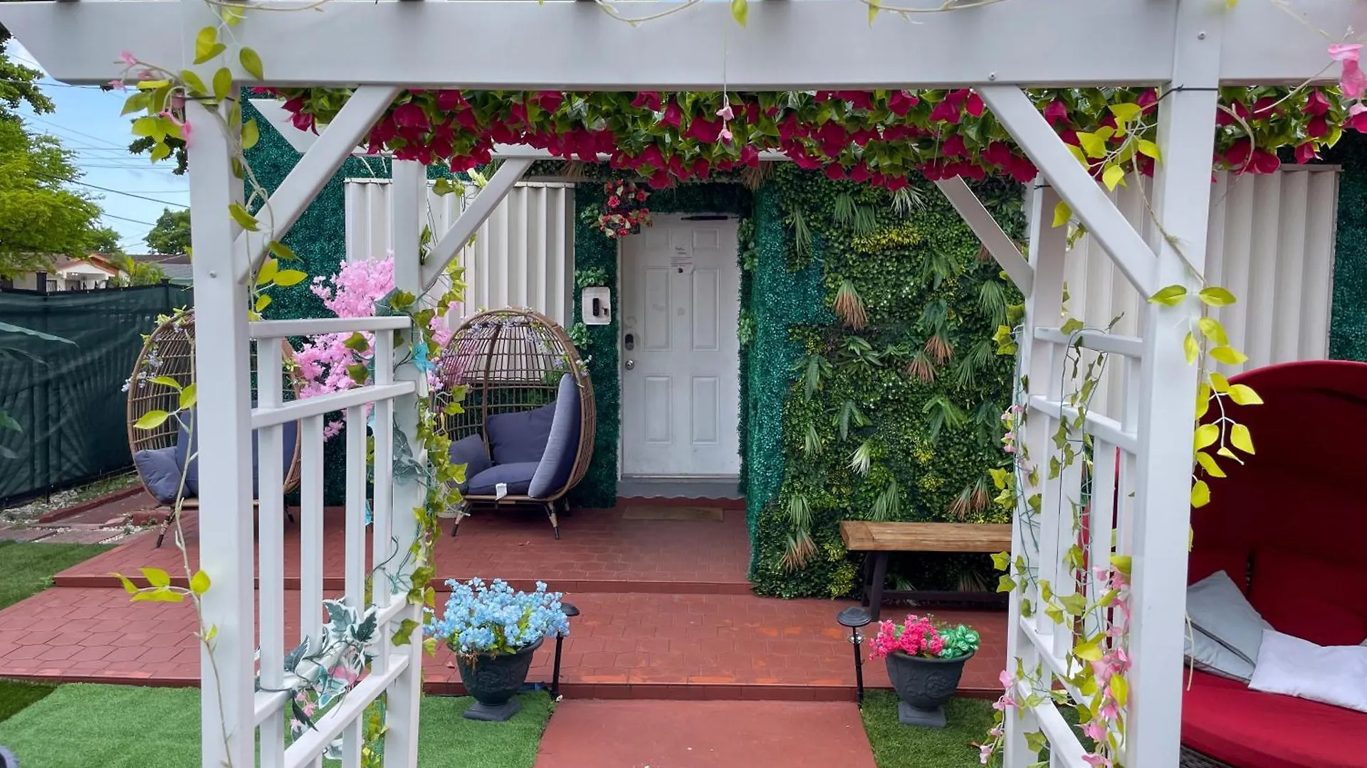 Summer Gardens Wynwood Concept * マイアミ