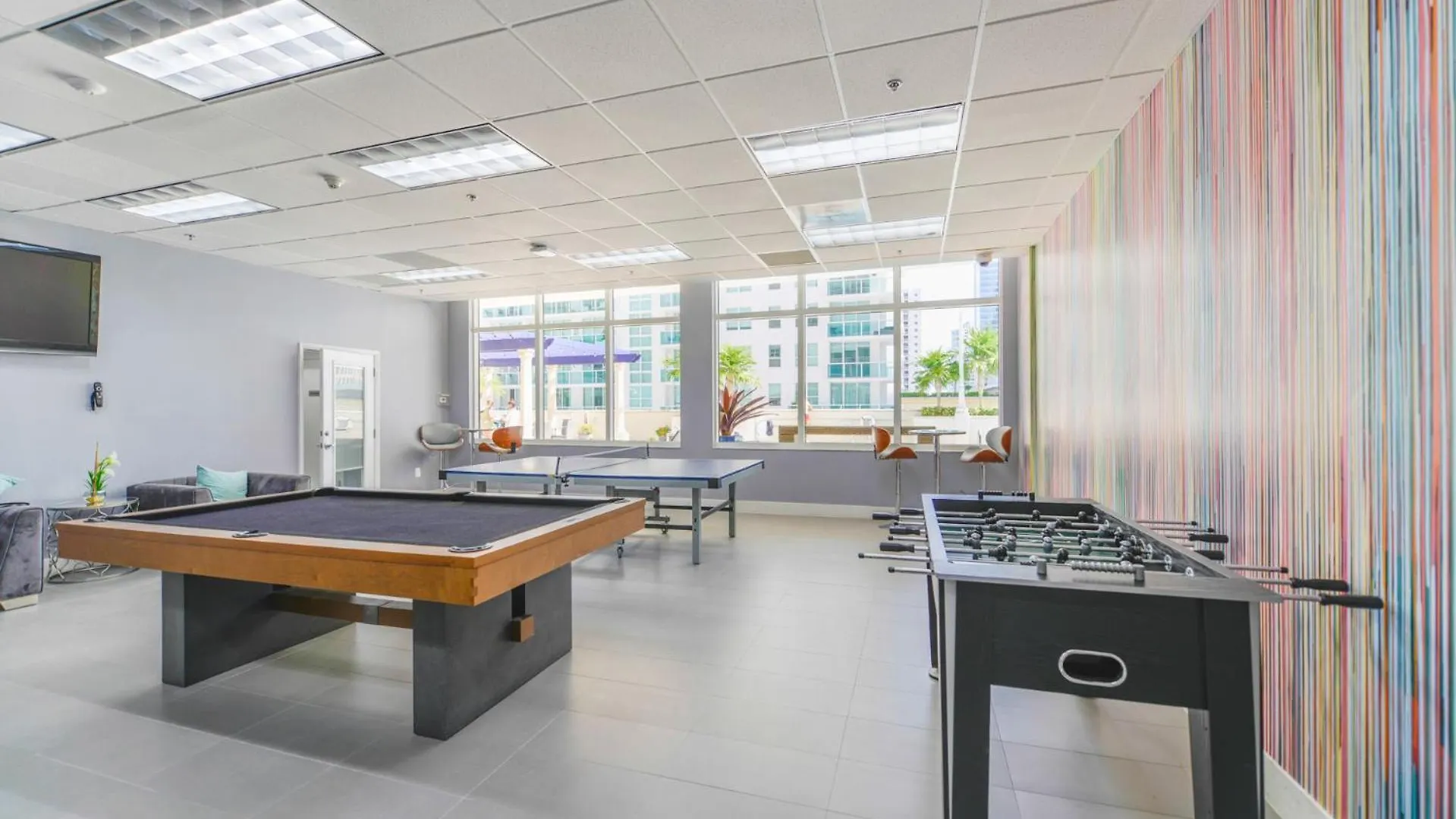 Style, Comfort, And Perfect Location In Brickell Apartment Miami