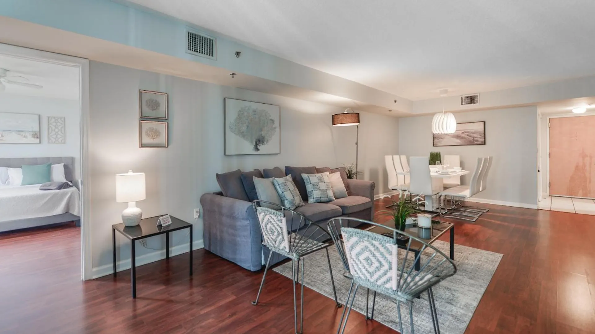 Style, Comfort, And Perfect Location In Brickell