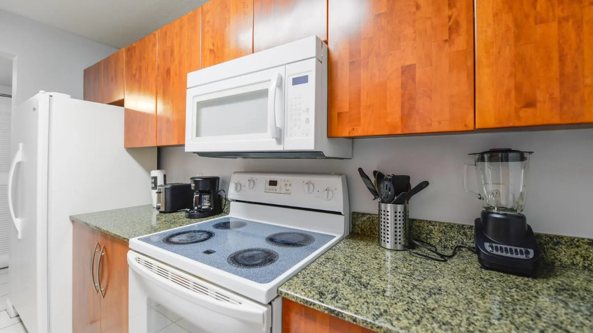 Apartment Style, Comfort, And Perfect Location In Brickell