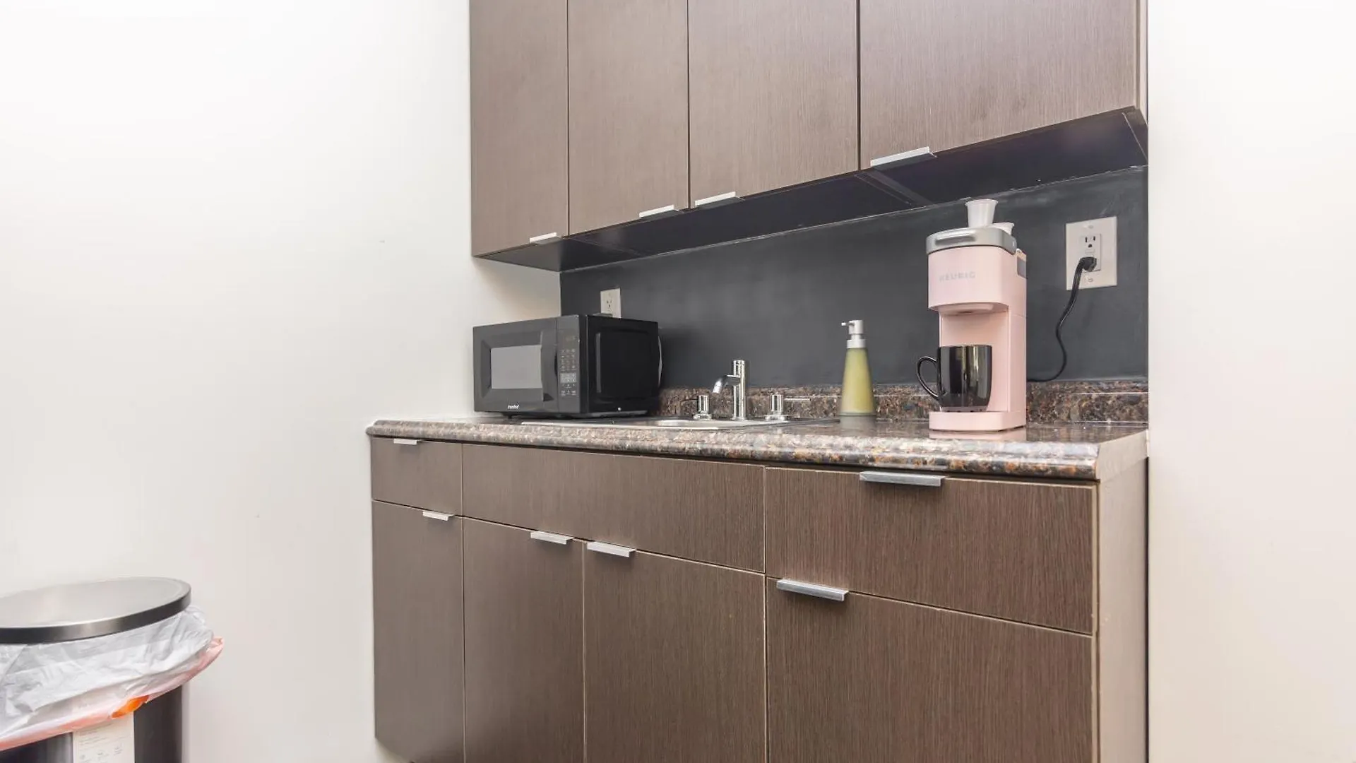 Apartment Midtown - Wynwood Area With Balcony - Art District Near Beach