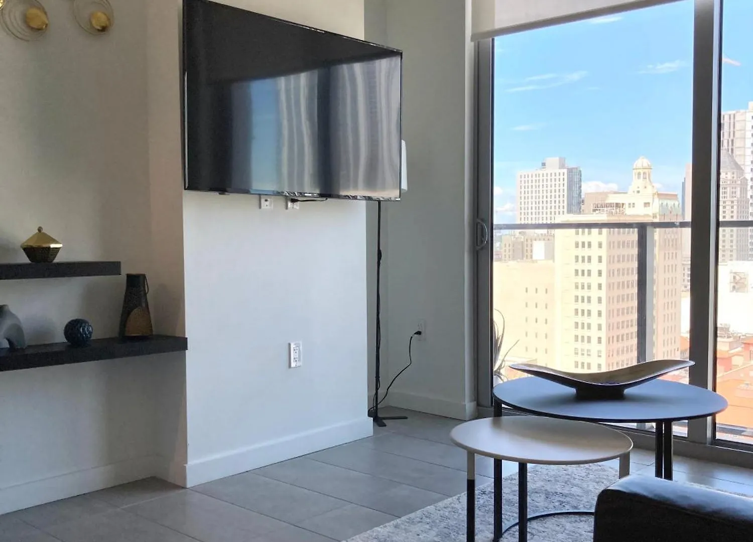 Lägenhet Brand New Modern 1 Bedroom Unit Downtown