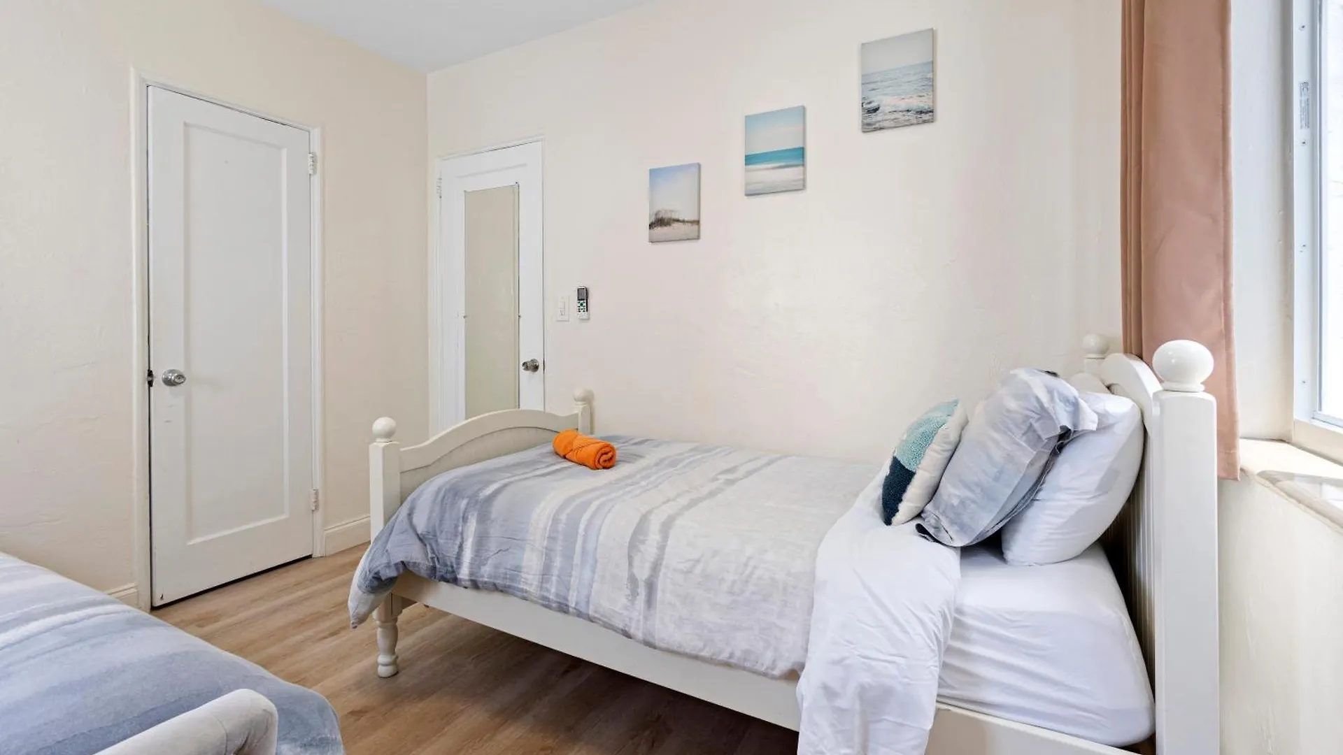 Enchanting Cozy 10 Min Away From Airport, Calle 8, Brickell, Coral Gables, The And More! *