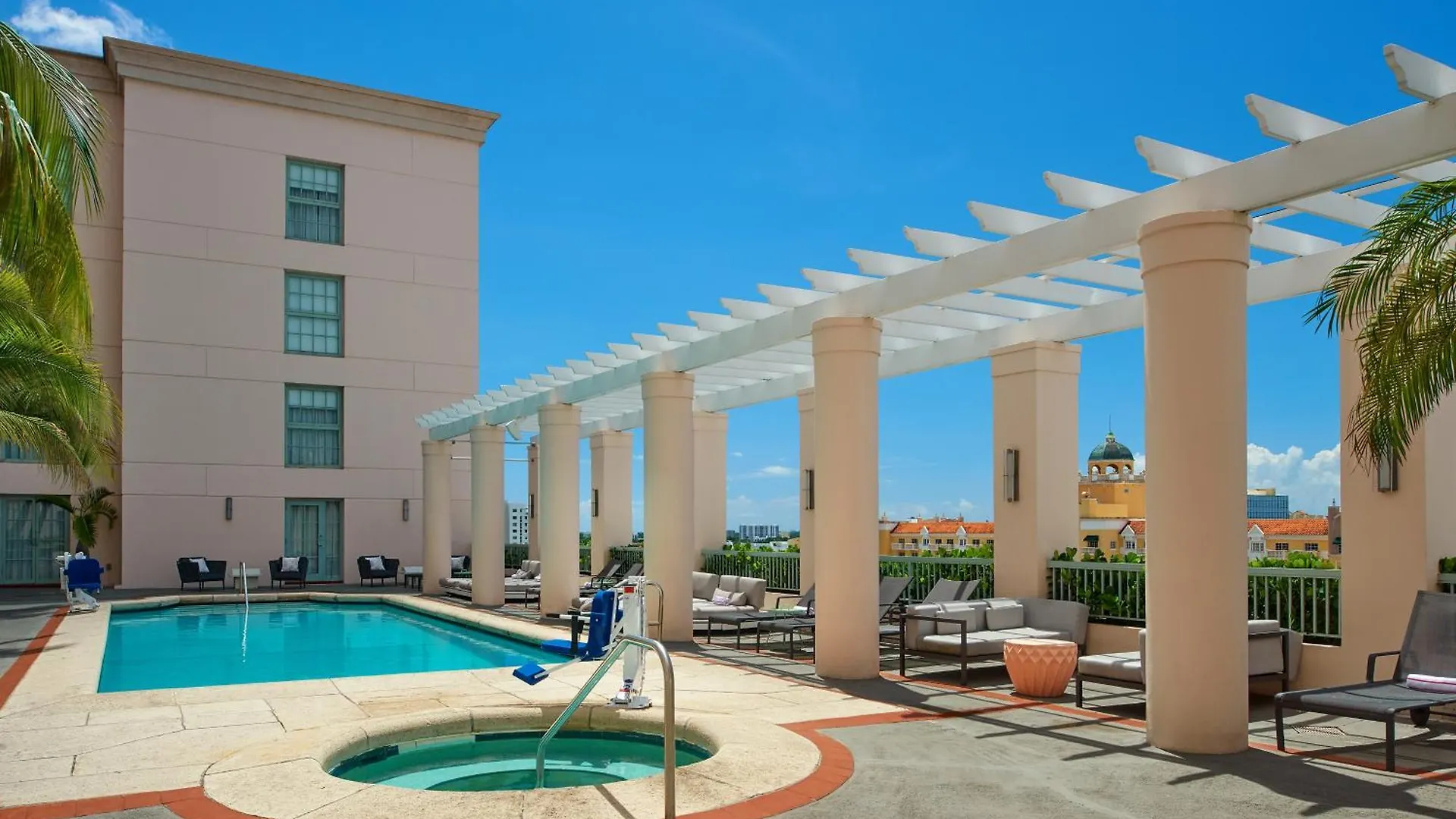 Hotel Colonnade Coral Gables, Autograph Collection