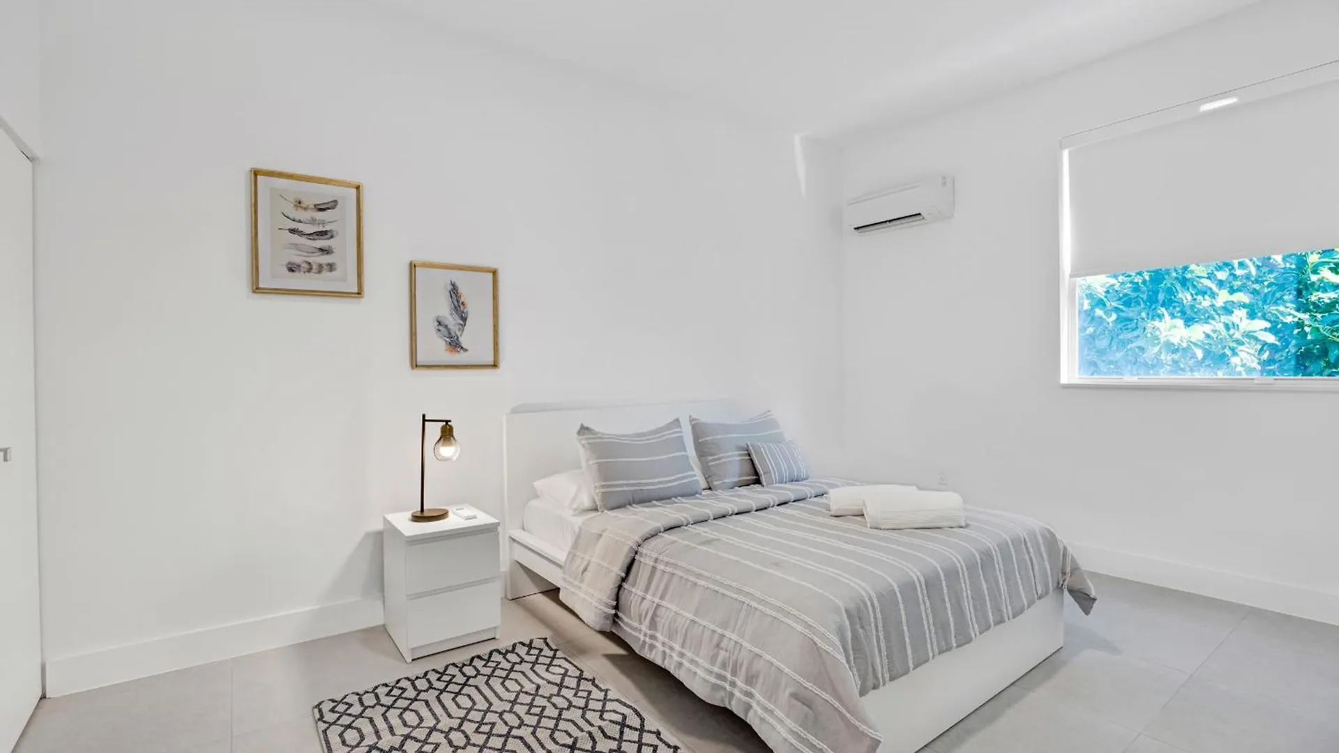 בית נופש Up To 12 Guests! Modern Near Wynwood *