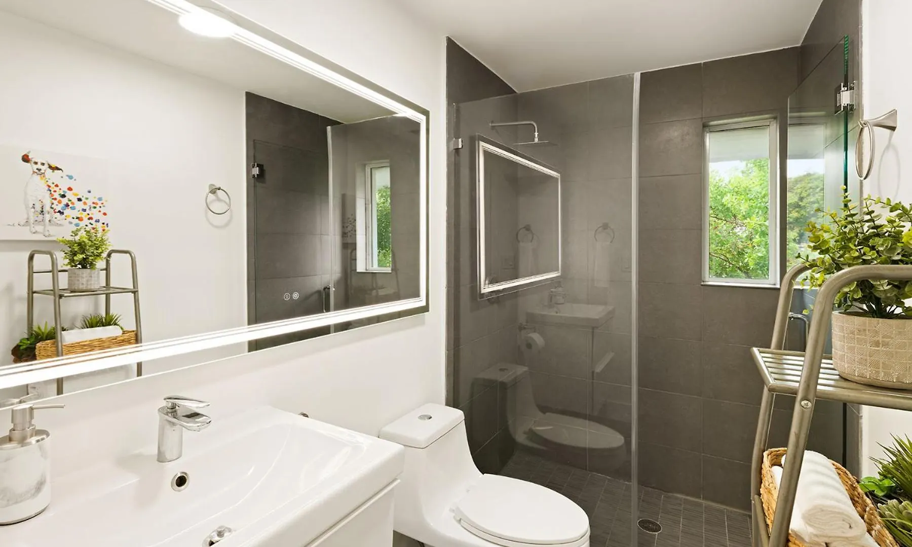 Oasis Vista Luxury Villa! 10 Min From Beach, Private Gym, Location! Miami