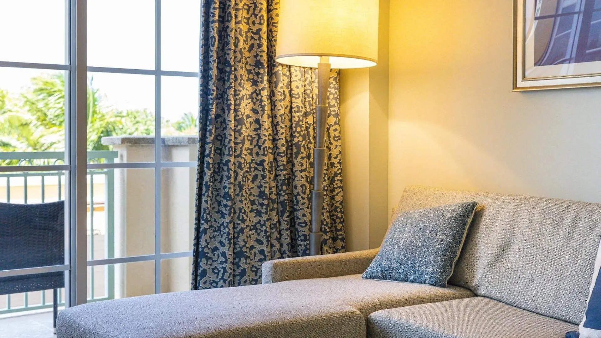 Unique 1br Located At Ritz Carlton-key Biscayne Holiday home
