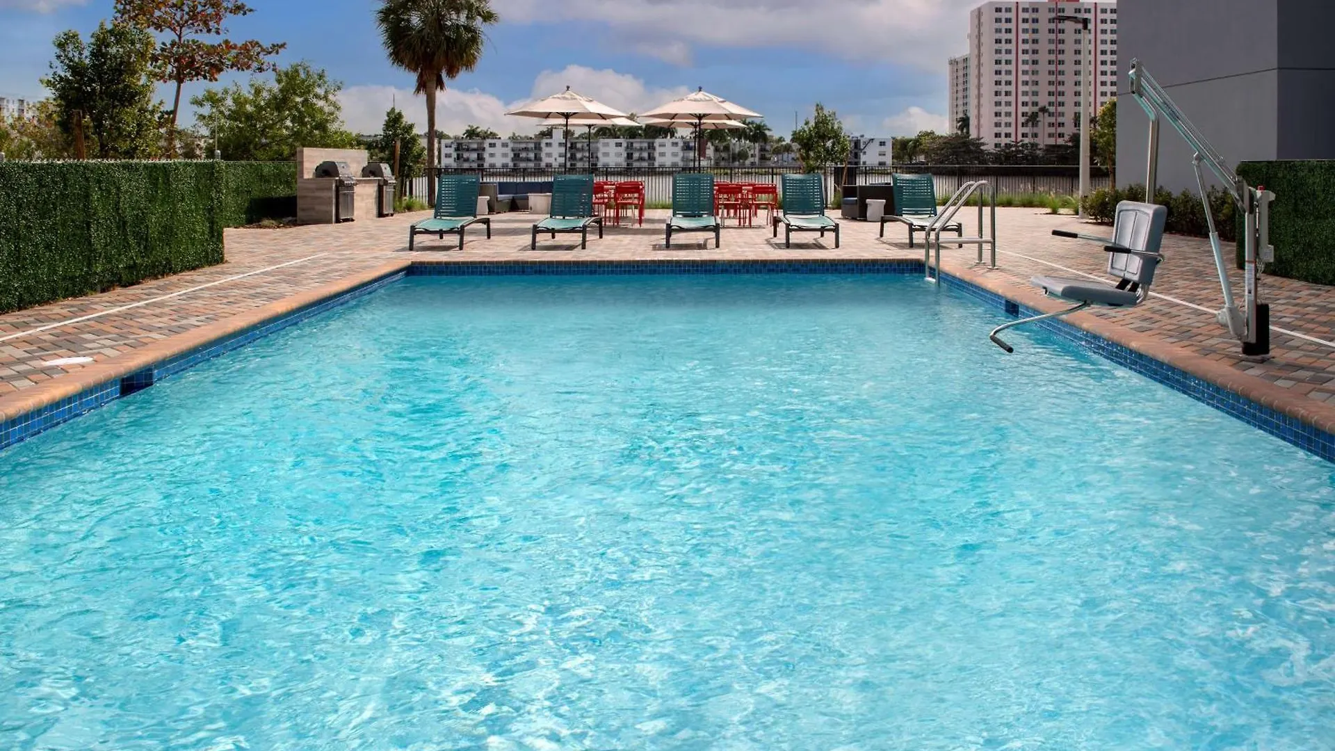 Tru By Hilton Airport South Blue Lagoon, Fl 3* Miami
