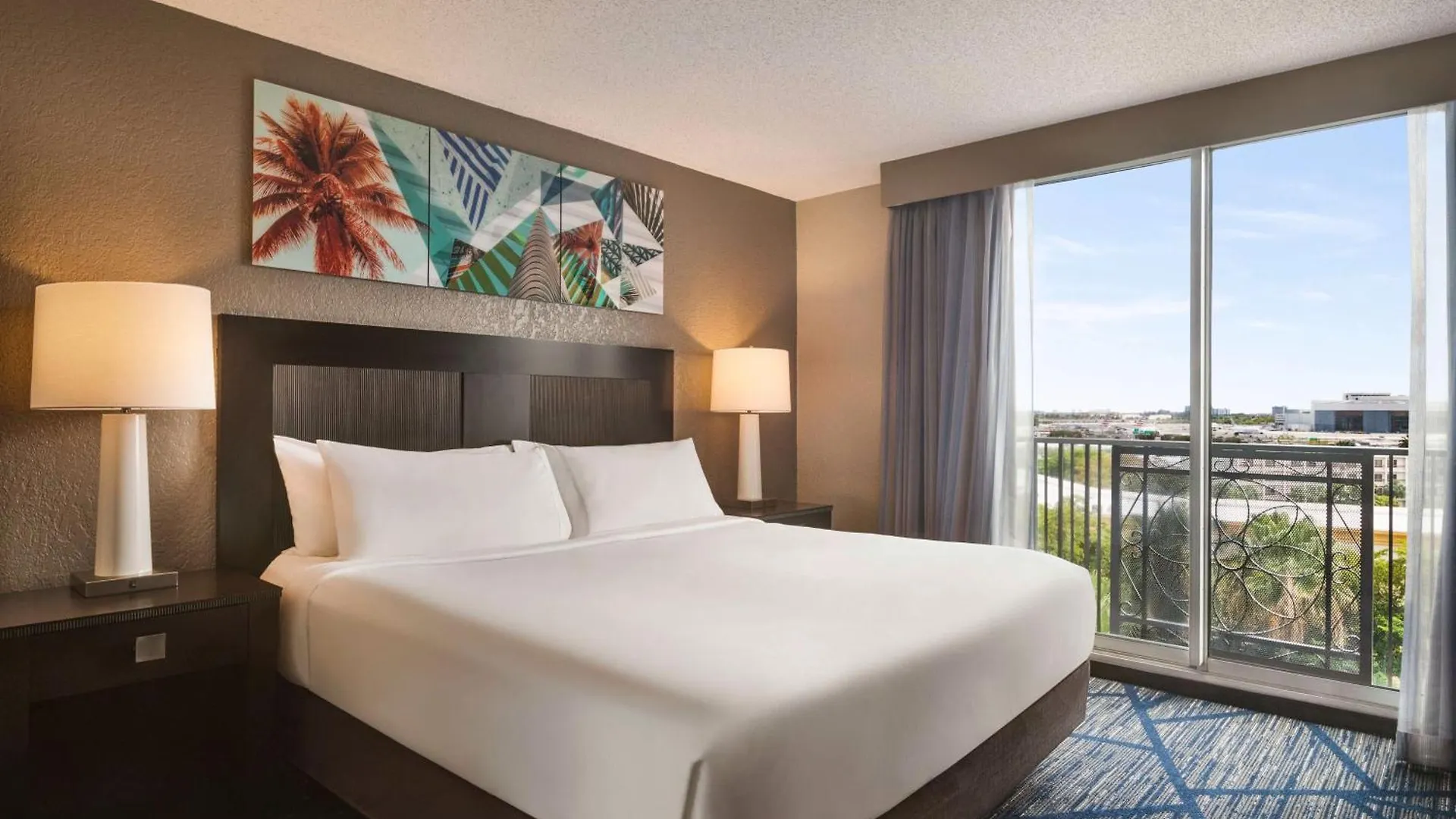 Embassy By Hilton International Airport Miami