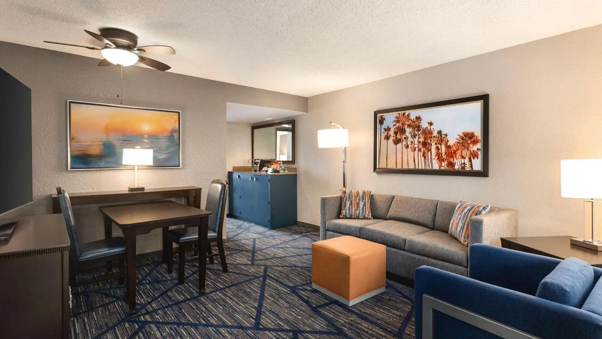 Embassy By Hilton International Airport 4* Miami