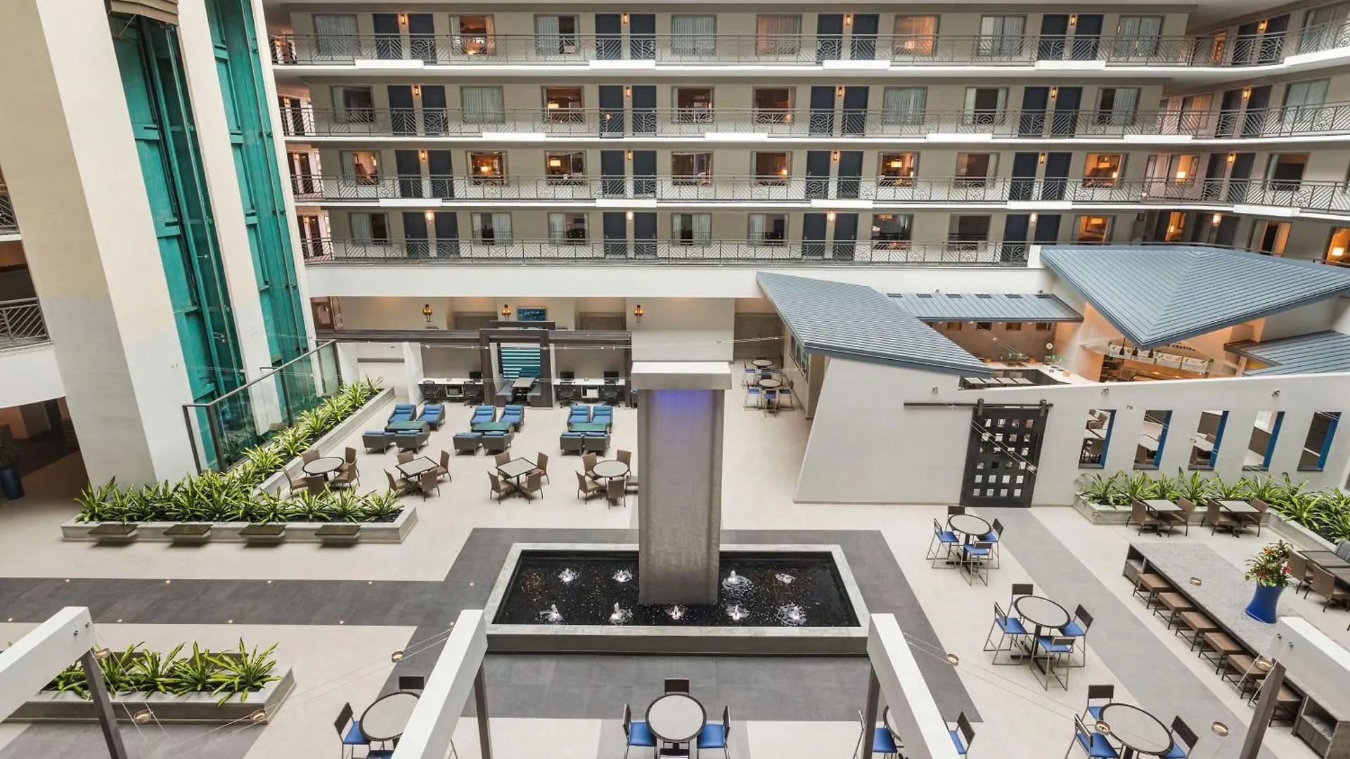 Embassy By Hilton International Airport 4*