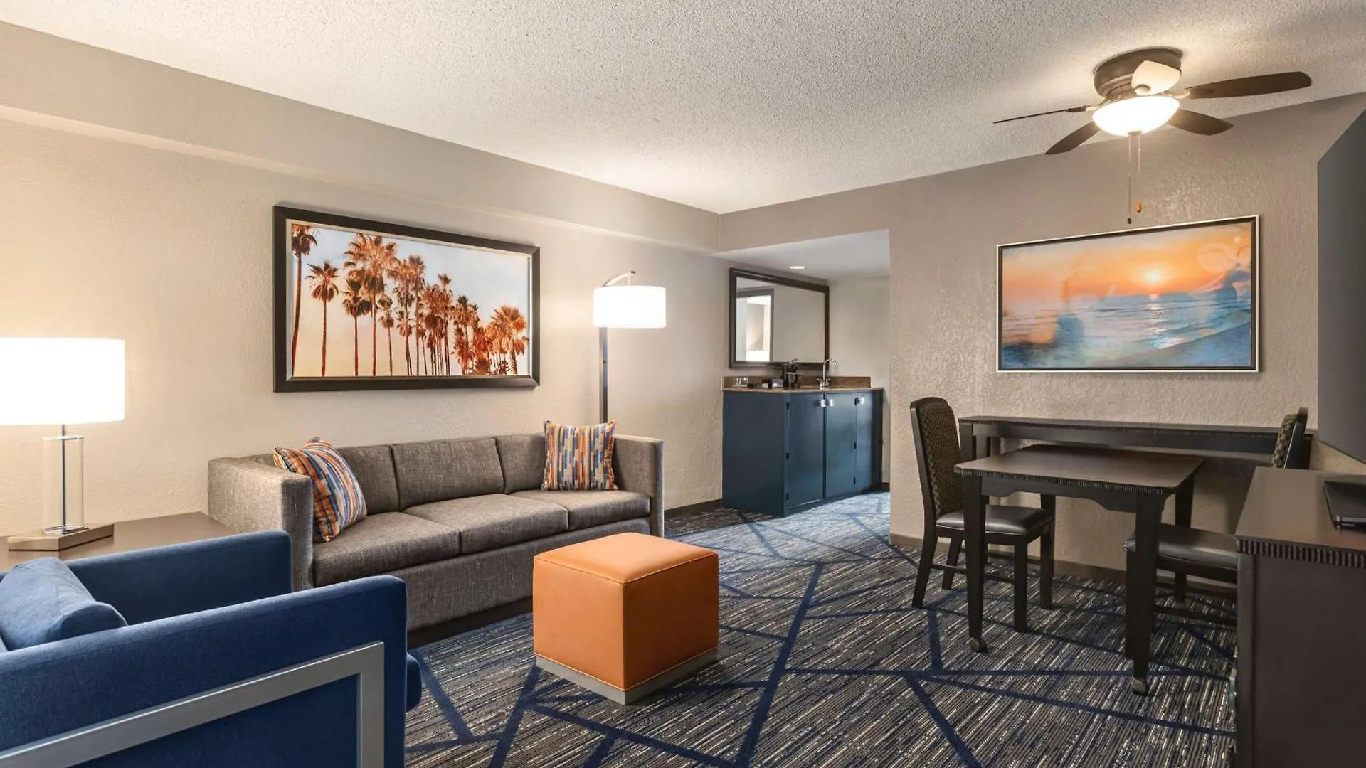 Hotel Embassy By Hilton International Airport