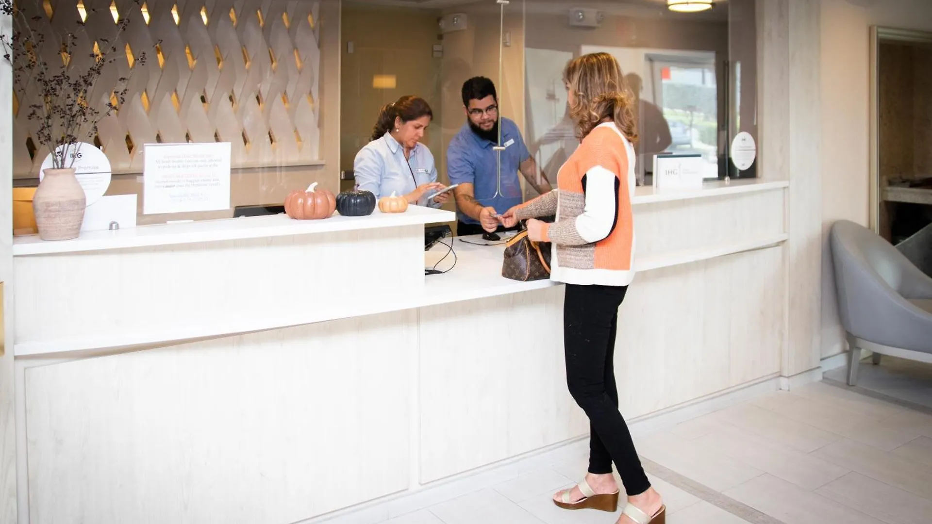 Candlewood Miami Intl Airport - 36th St By Ihg Hotel Miami Springs