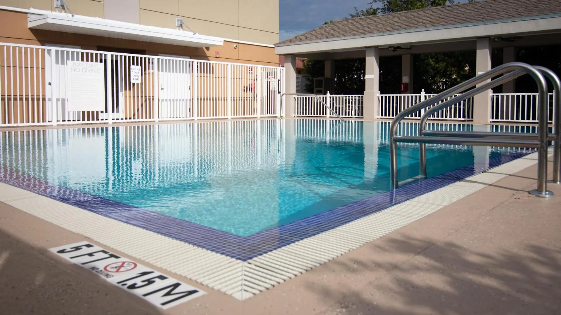 Candlewood Miami Intl Airport - 36th St By Ihg Hotel