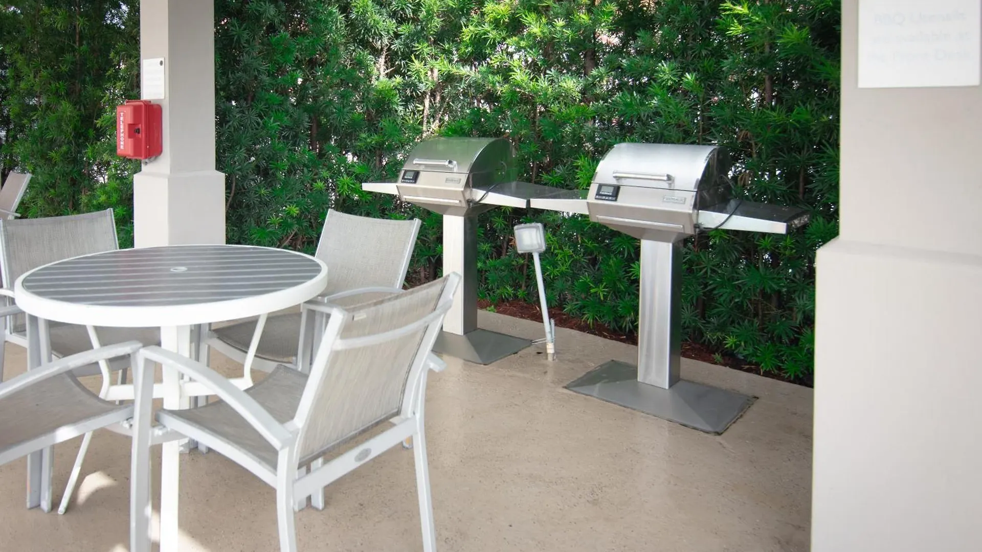 Candlewood Miami Intl Airport - 36th St By Ihg Hotel Miami Springs