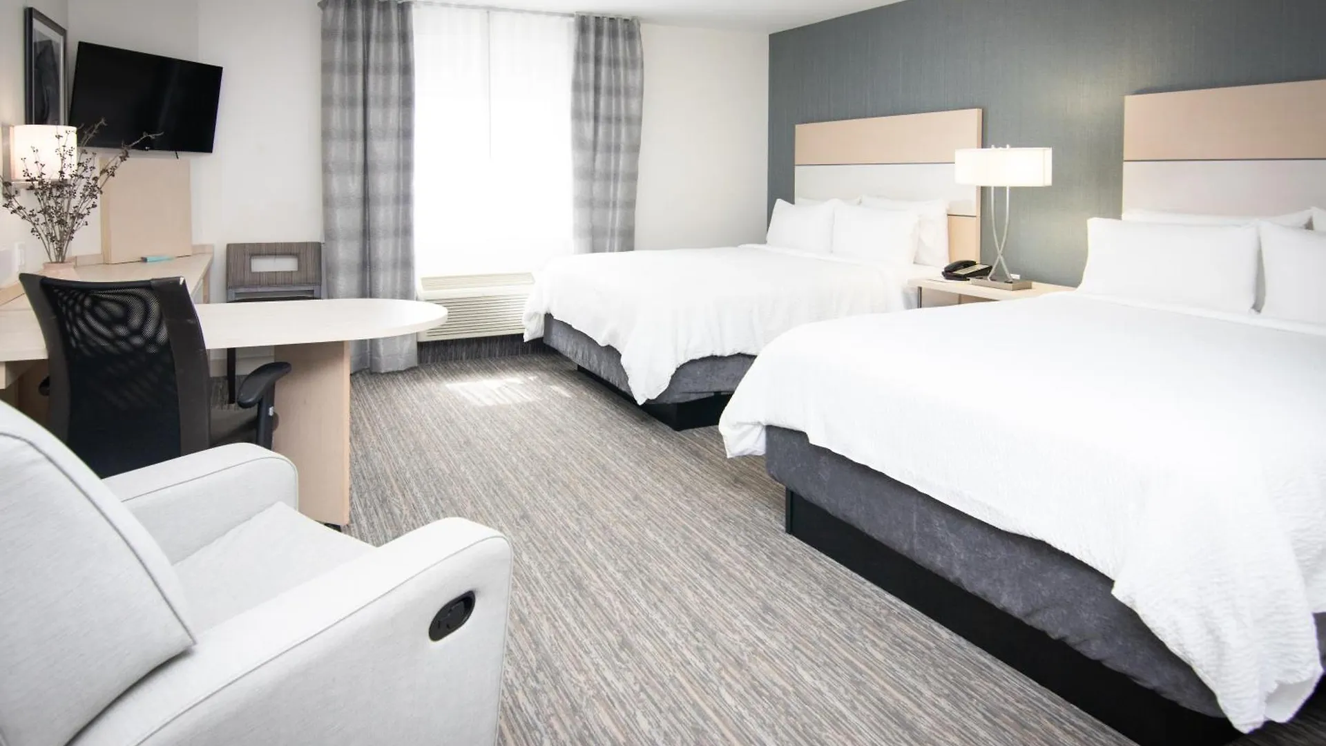Candlewood Miami Intl Airport - 36th St By Ihg Hotel