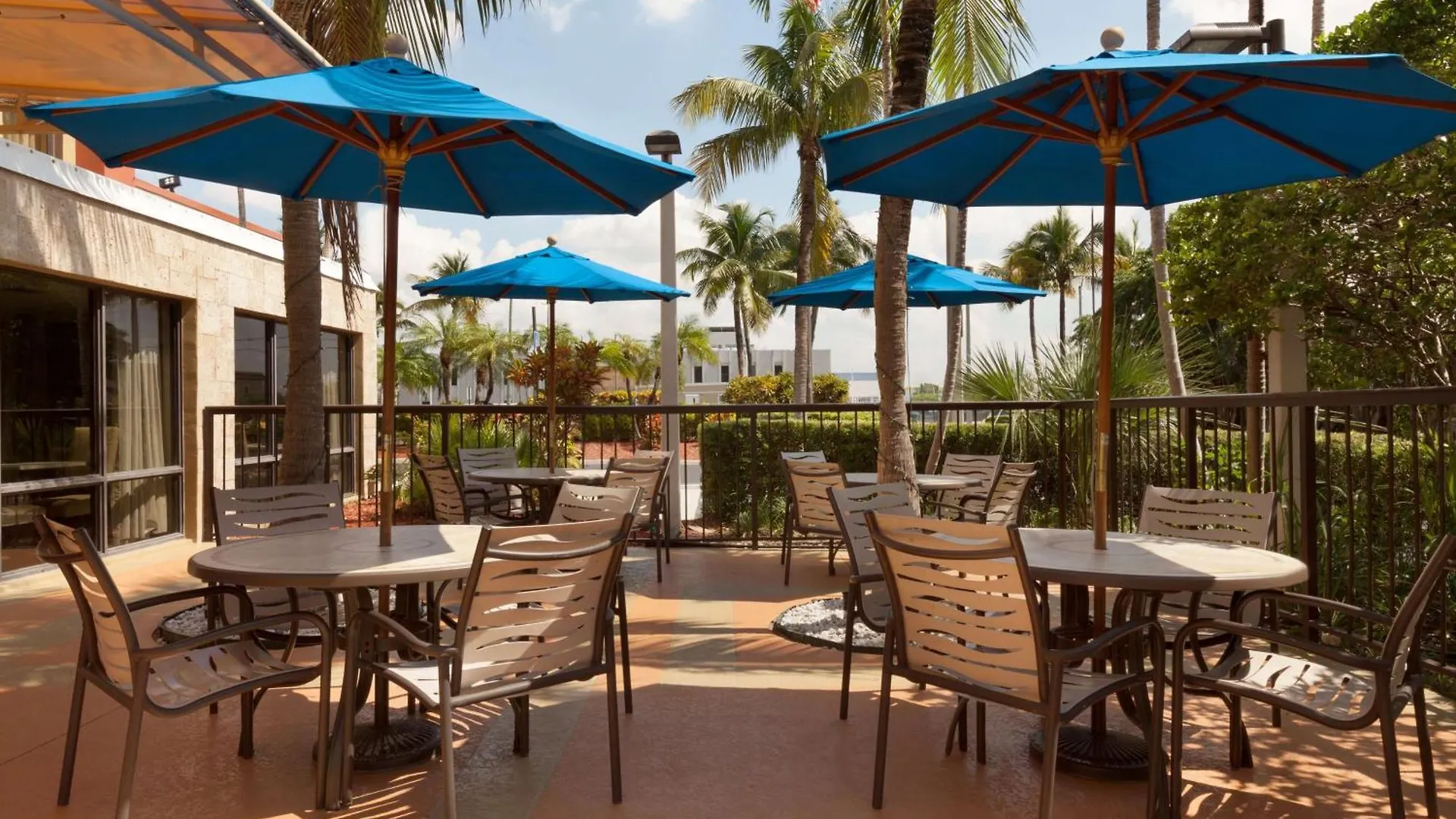 Hampton Miami-airport West