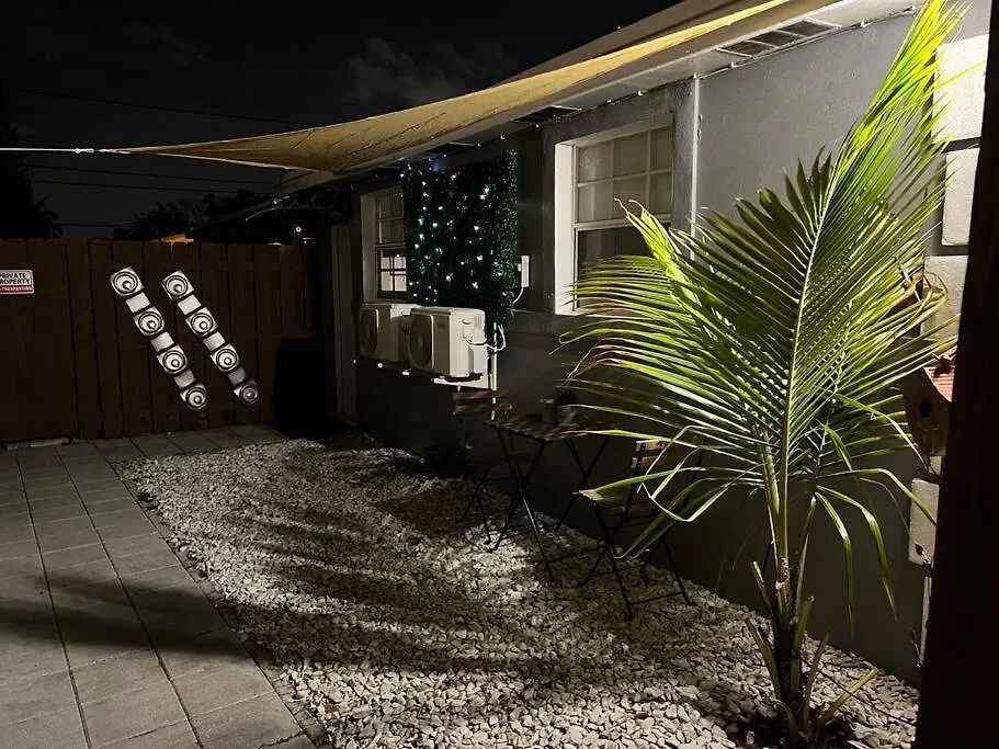 Cozy And Sweet Apartment Miami