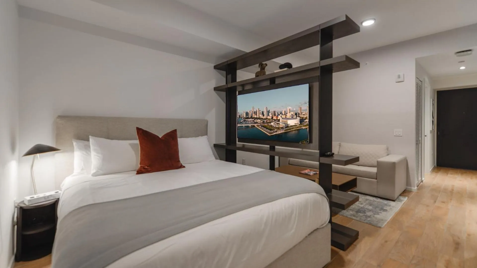 Exclusive Studio Next To The Bayside *