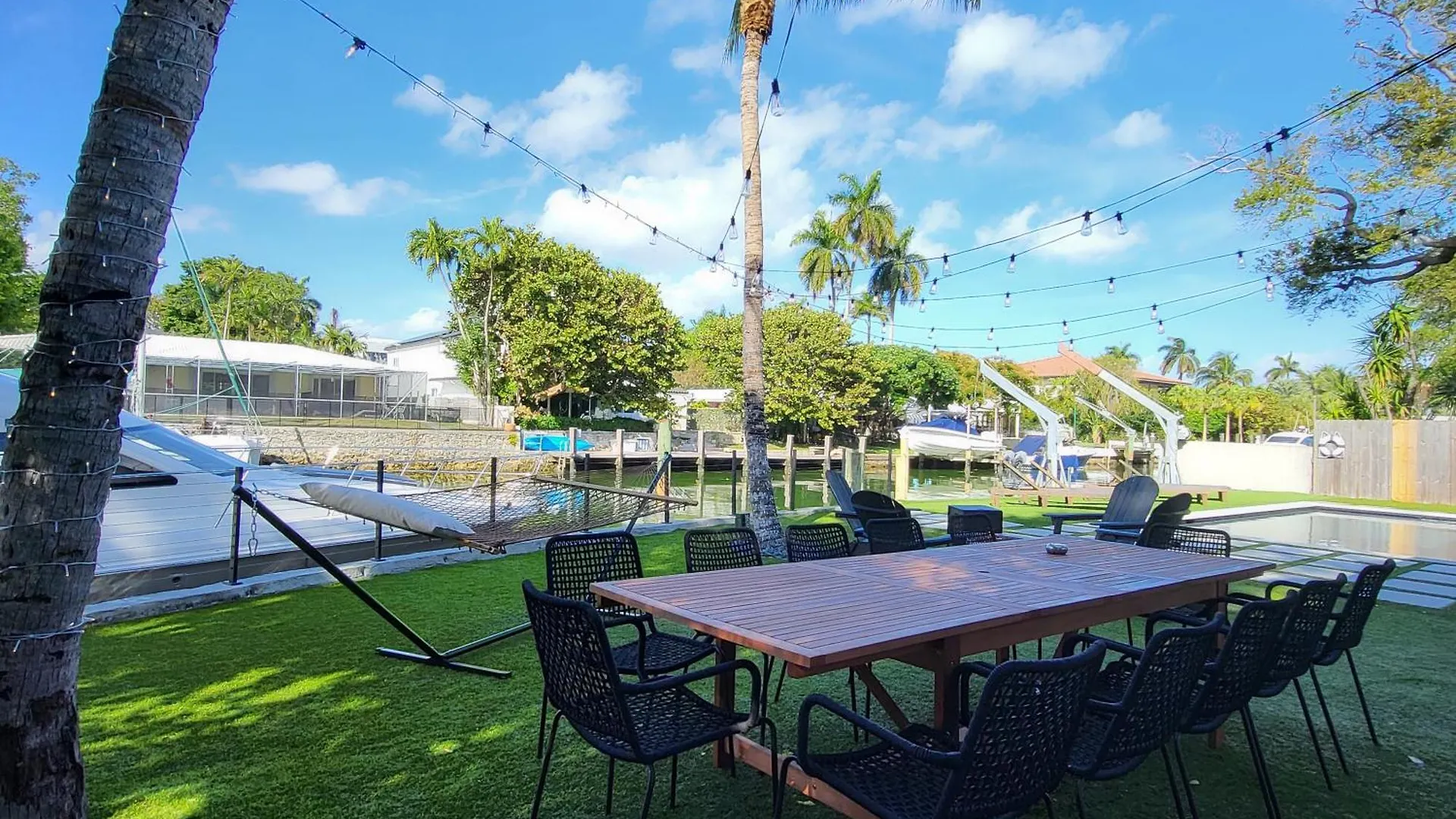펜션 Waterfront - Kayak & Paddleboards - Firepit - Pool *