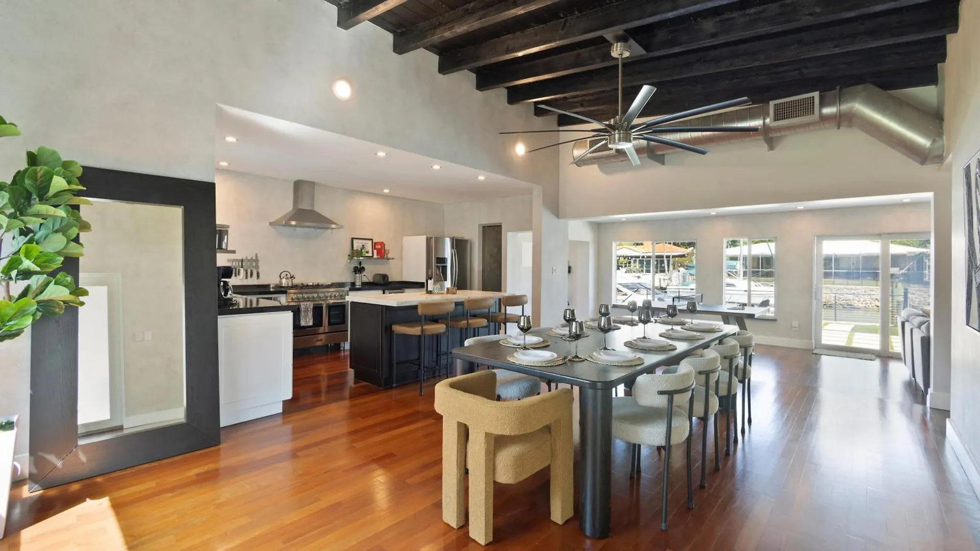 Waterfront - Kayak & Paddleboards - Firepit - Pool